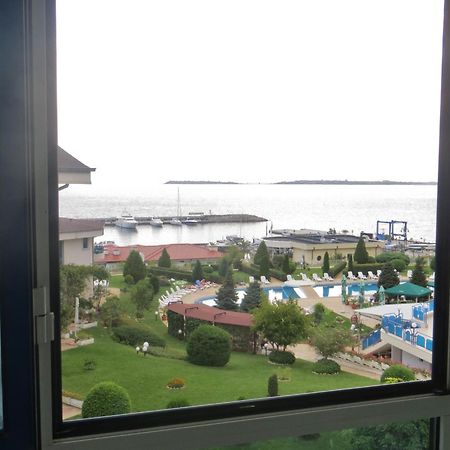 Holiday Apartment In Riviera Complex 스베티 블라스 외부 사진
